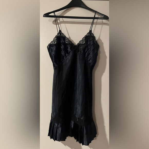 Vintage Victoria’s Secret slip dress | size Sp. very good condition - Picture 4 of 10